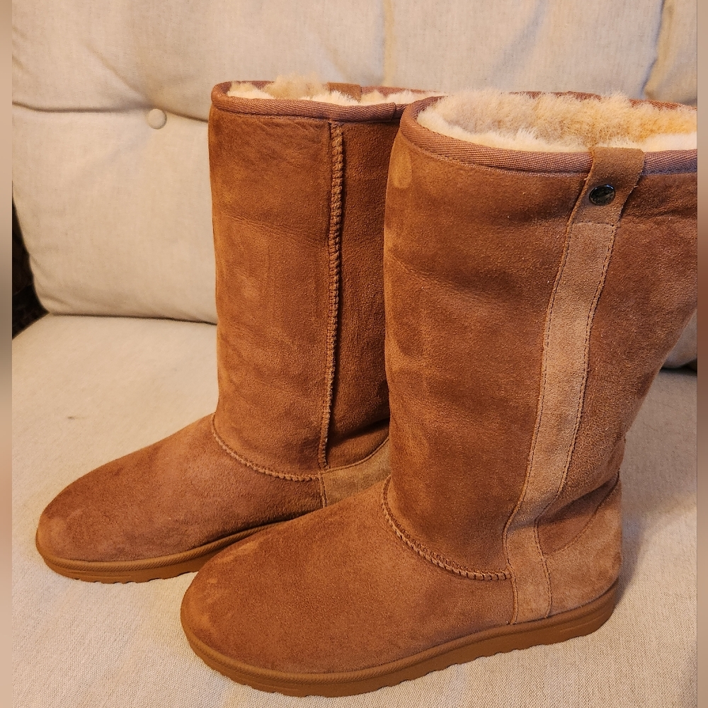 Abeo Classic Tall Mid-Calf Winter Boots Women Chestnut Sheepskin  Size 9.